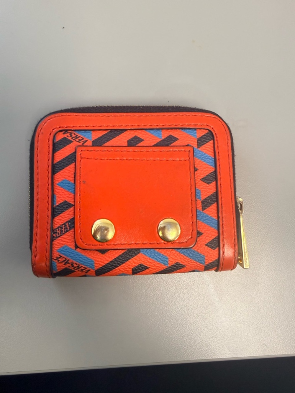 Versace Zipper Wallet - Picture 2 of 4